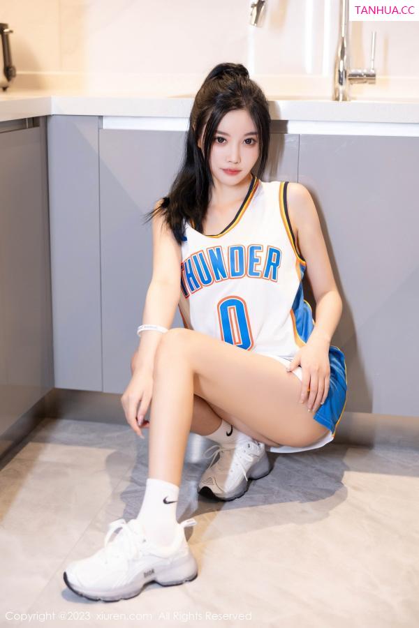 杨晨晨 sugar小甜心CC [XiuRen]高清写真图 2023.08.29 No.7304 杨晨晨Yome 运动美腿第8张图片